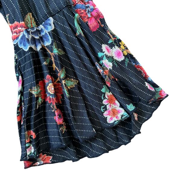 Johnny Was Black Floral Top - Picture 6 of 10